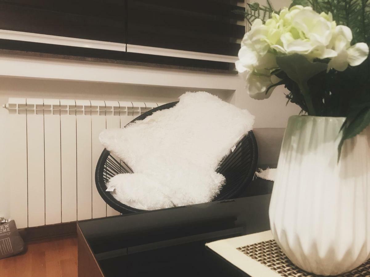 Apartment D&s *